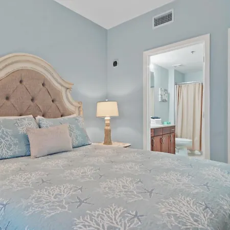 Laketown Wharf #113 By Nautical Properties